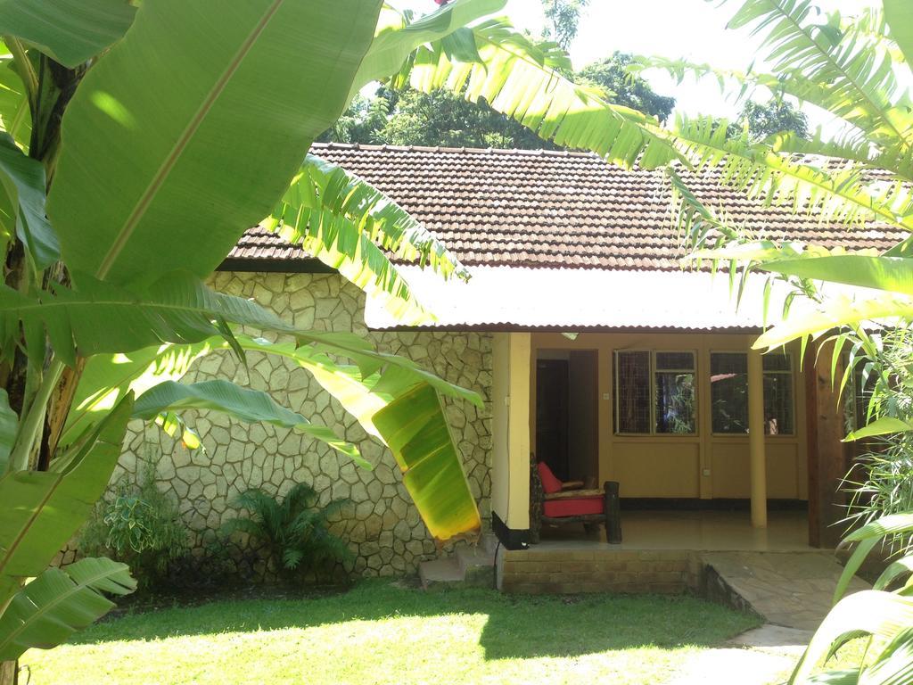 Outpost Lodge อารูชา ห้อง รูปภาพ