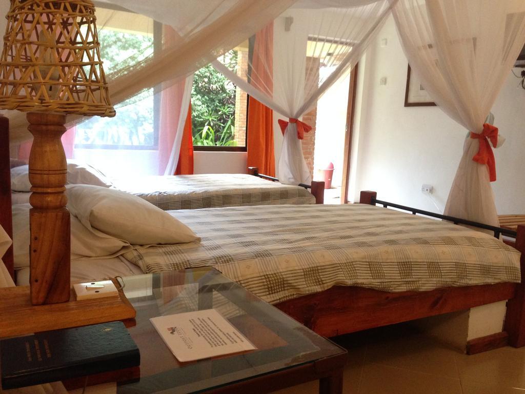 Outpost Lodge อารูชา ห้อง รูปภาพ