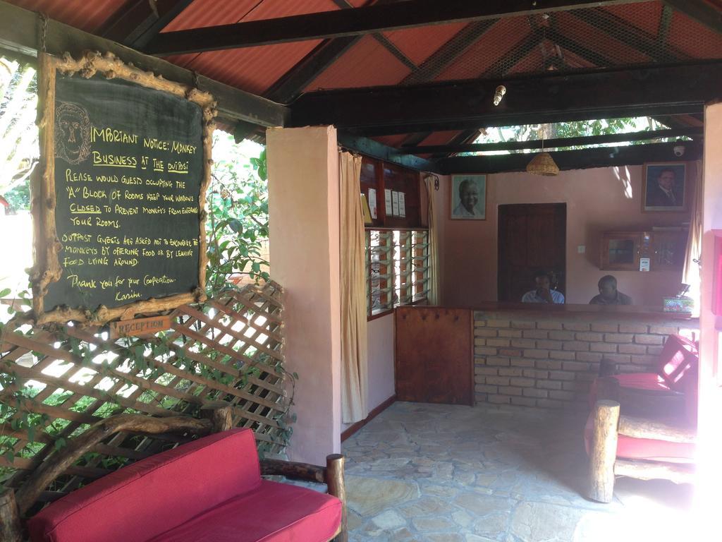 Outpost Lodge อารูชา ภายนอก รูปภาพ